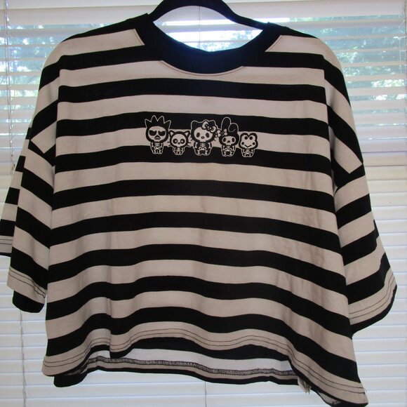 NEW W/TAGS FOREVER 21 HELLO KITTY & FRIENDS HALLOWEEN SKELETON CROP TOP~SIZE 2XL - Picture 10 of 17
